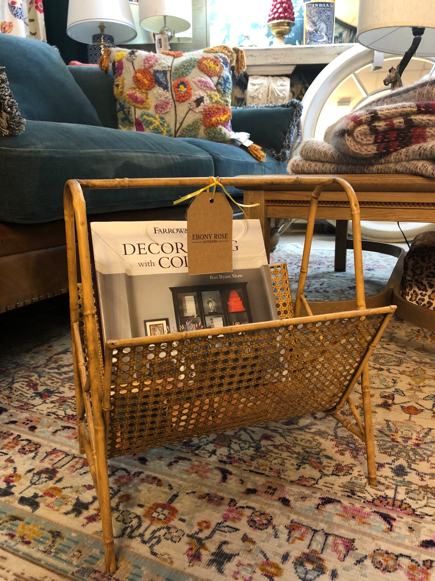 BAMBOO STYLE MAGAZINE RACK