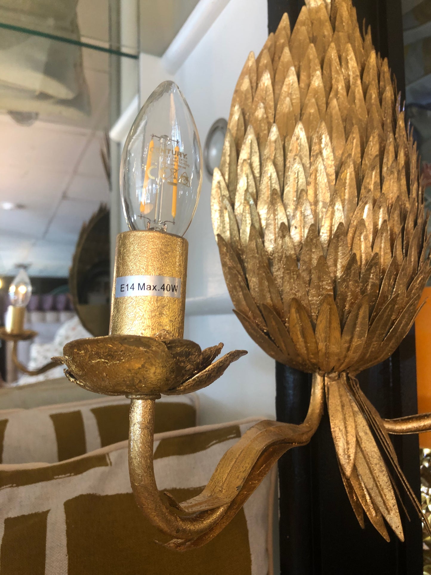 PINEAPPLE GOLD WALL LIGHT