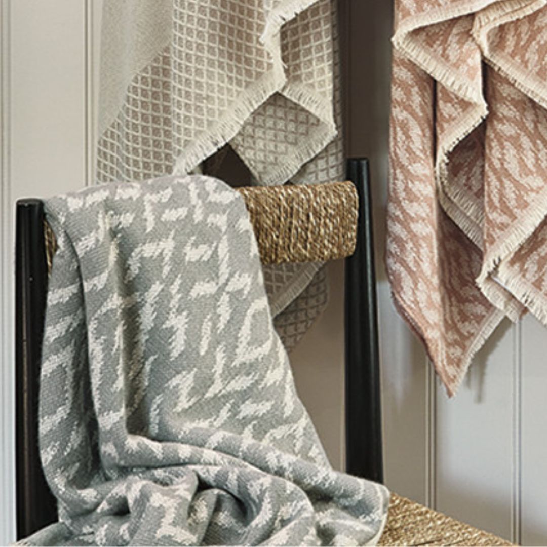 Lea Soft Throw Villa Nova