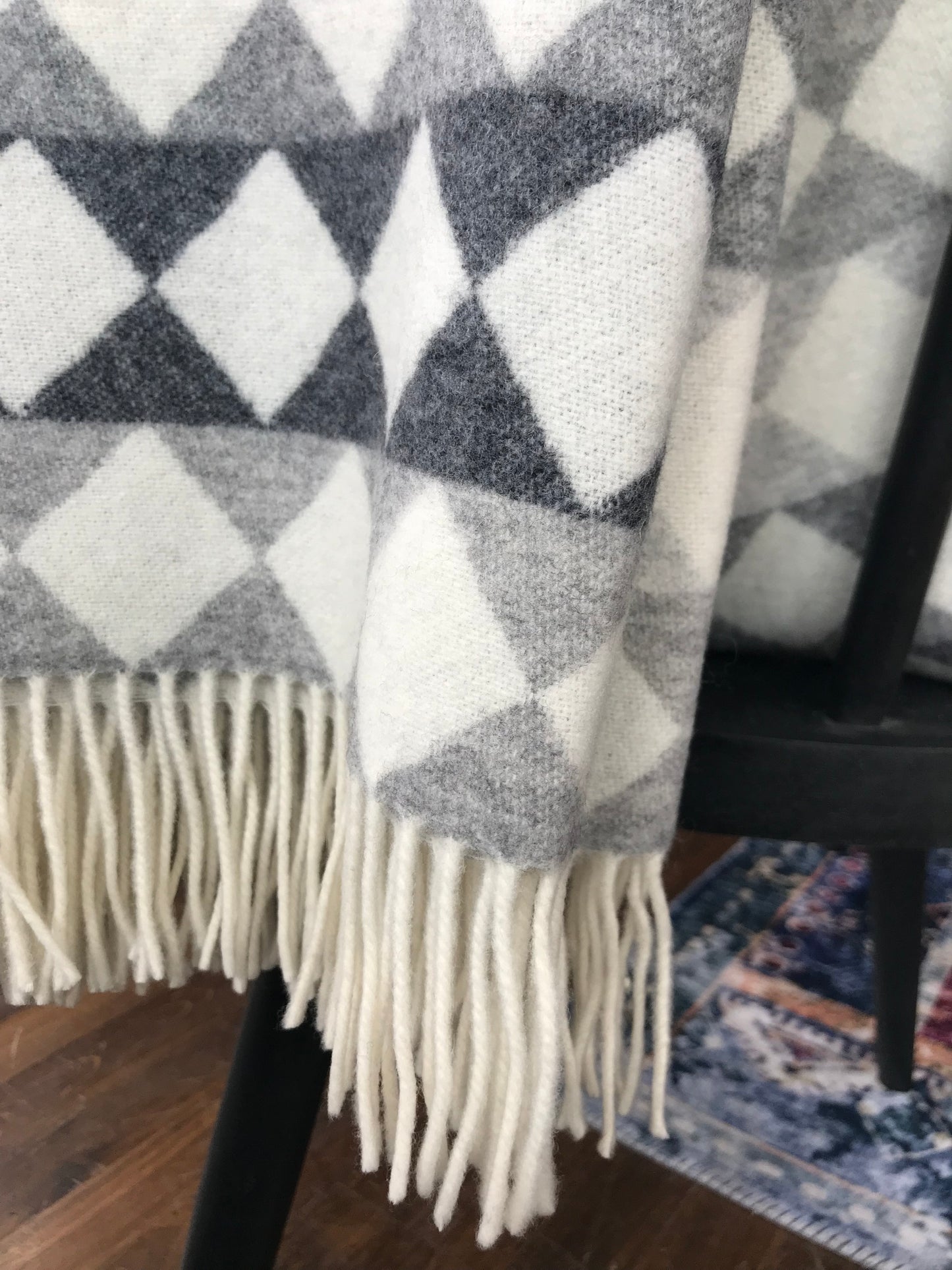 MERINO MONOCHROME DIAMOND THROW