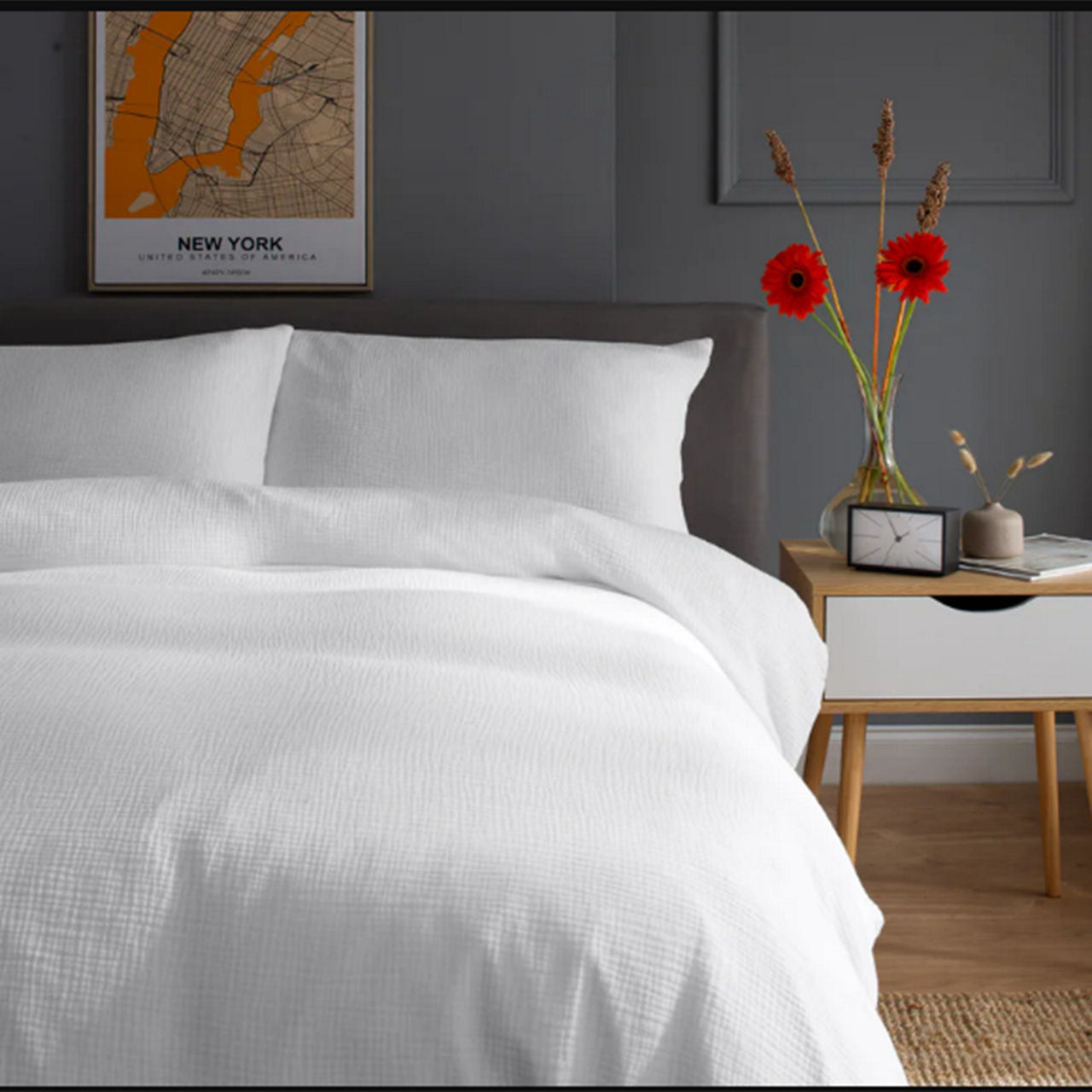 St. Quentin Duvet Set - White