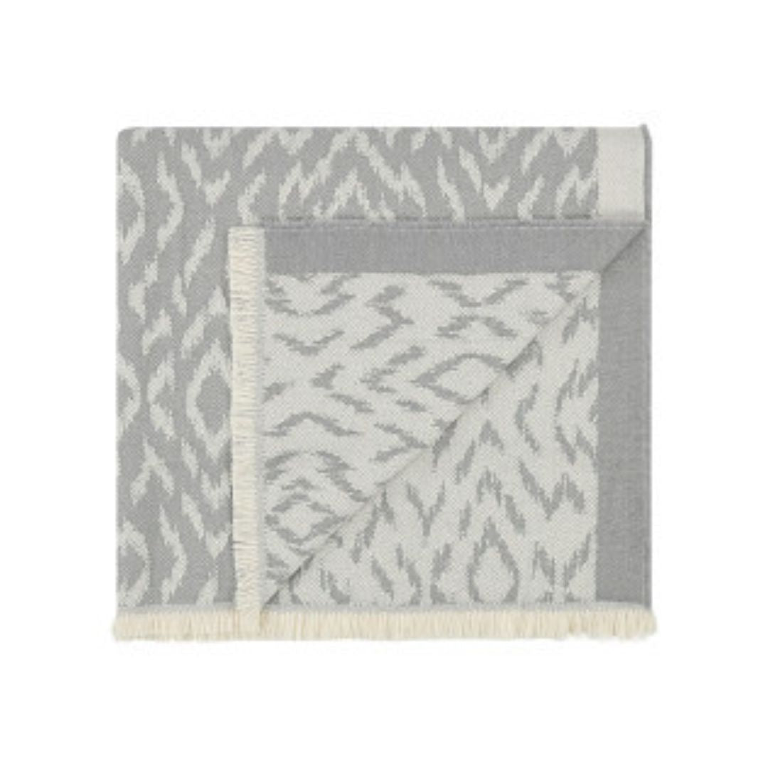 Arden Soft Throw Villa Nova