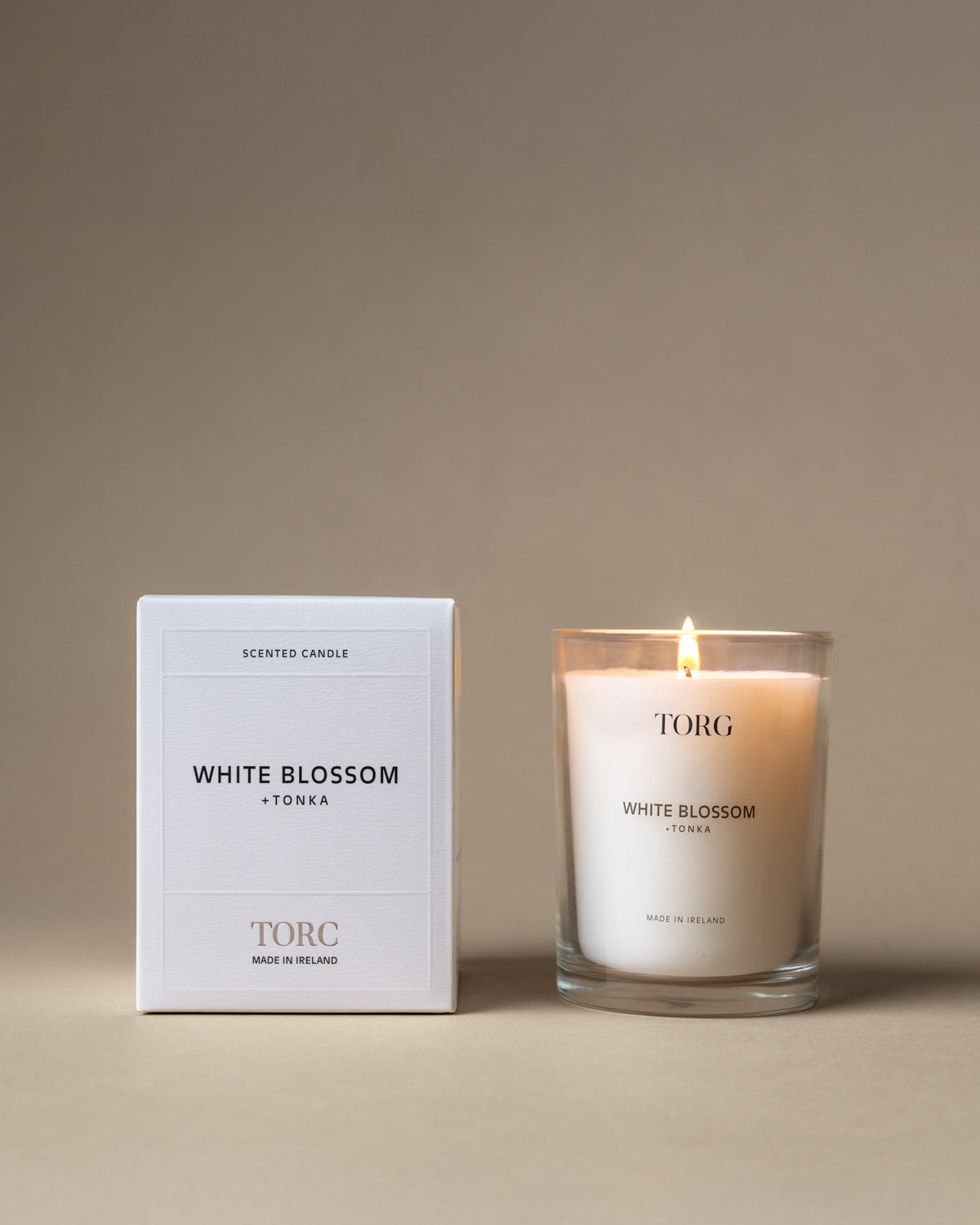 Torc Atelier White Blossom & Tonka candle lifestyle