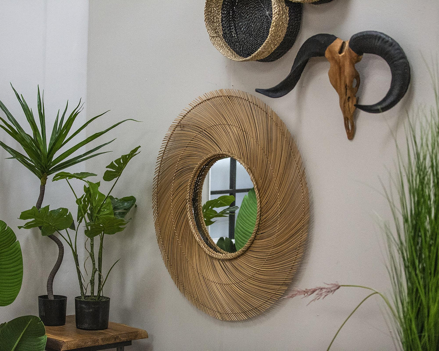 ROUND RATTAN MIRROR